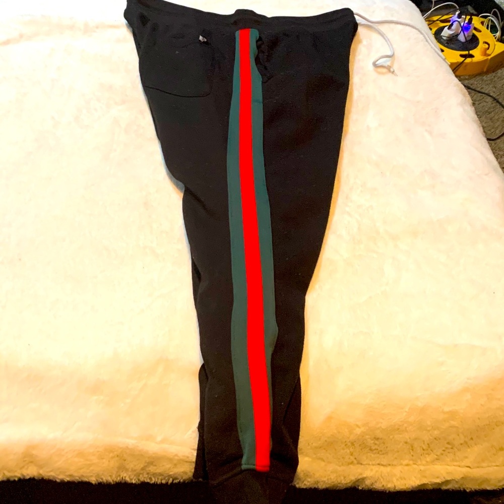 South pole joggers